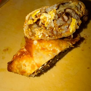 Breakfast Eggrolls
